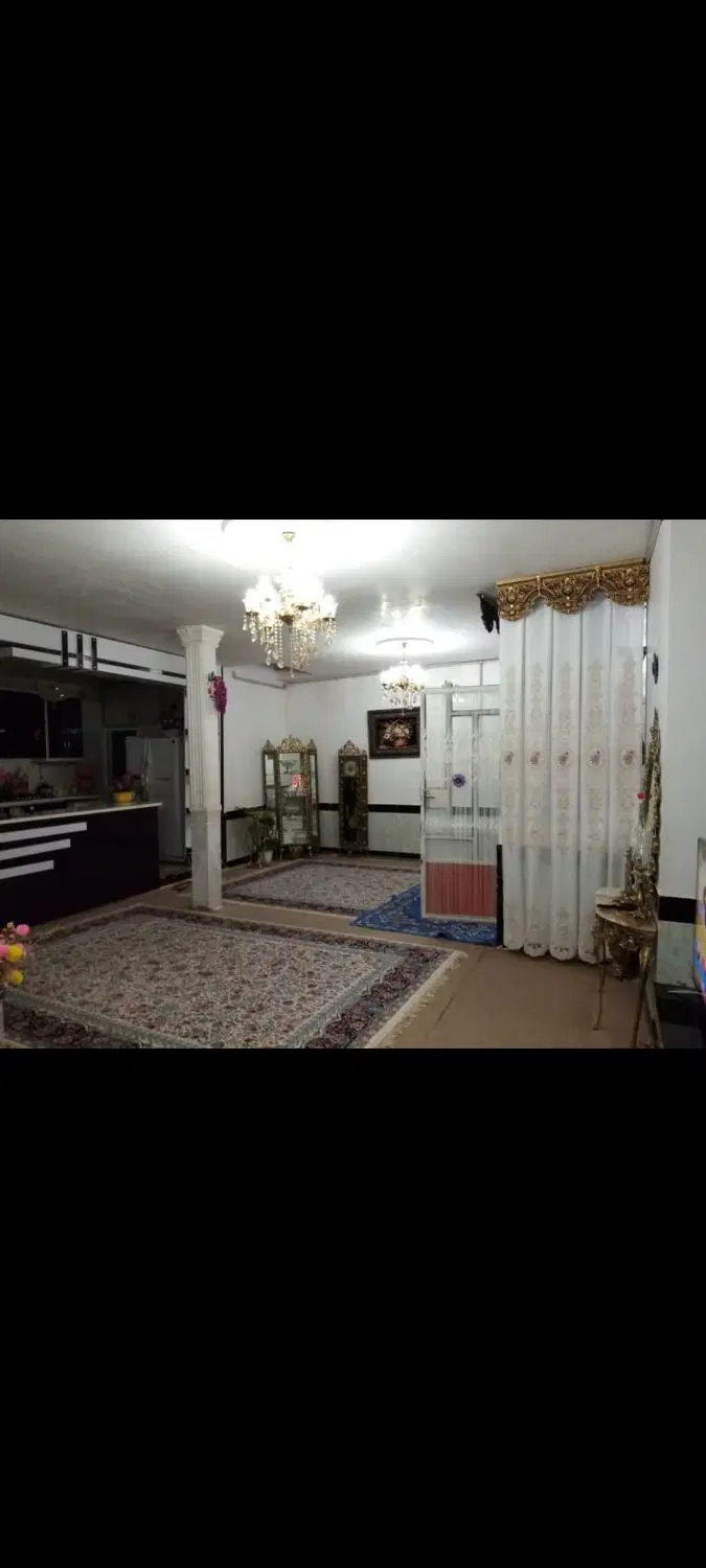 خانه اجاره طبقه دوم ویلایی ۱۳۰ تمیز با امکانات