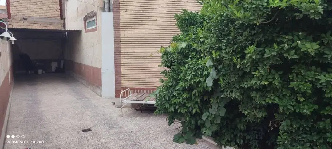 شهرک دانیال طبقه چهارم ۸۰ متری