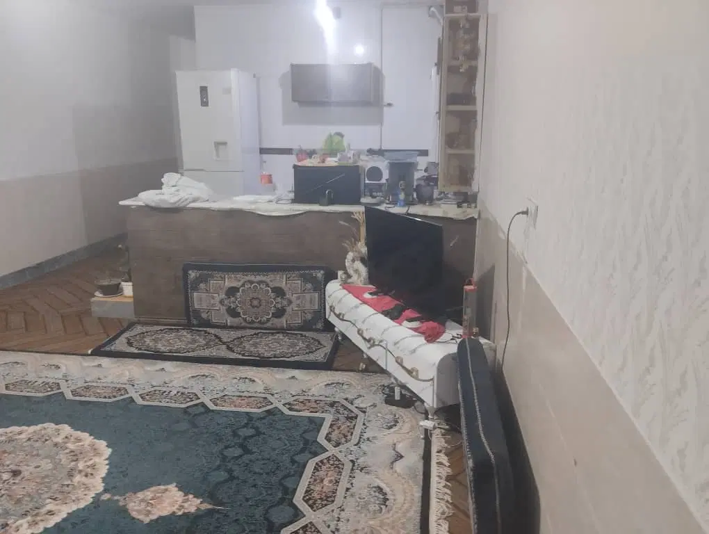 خانه ۱۰۰ متری در قلعه نو