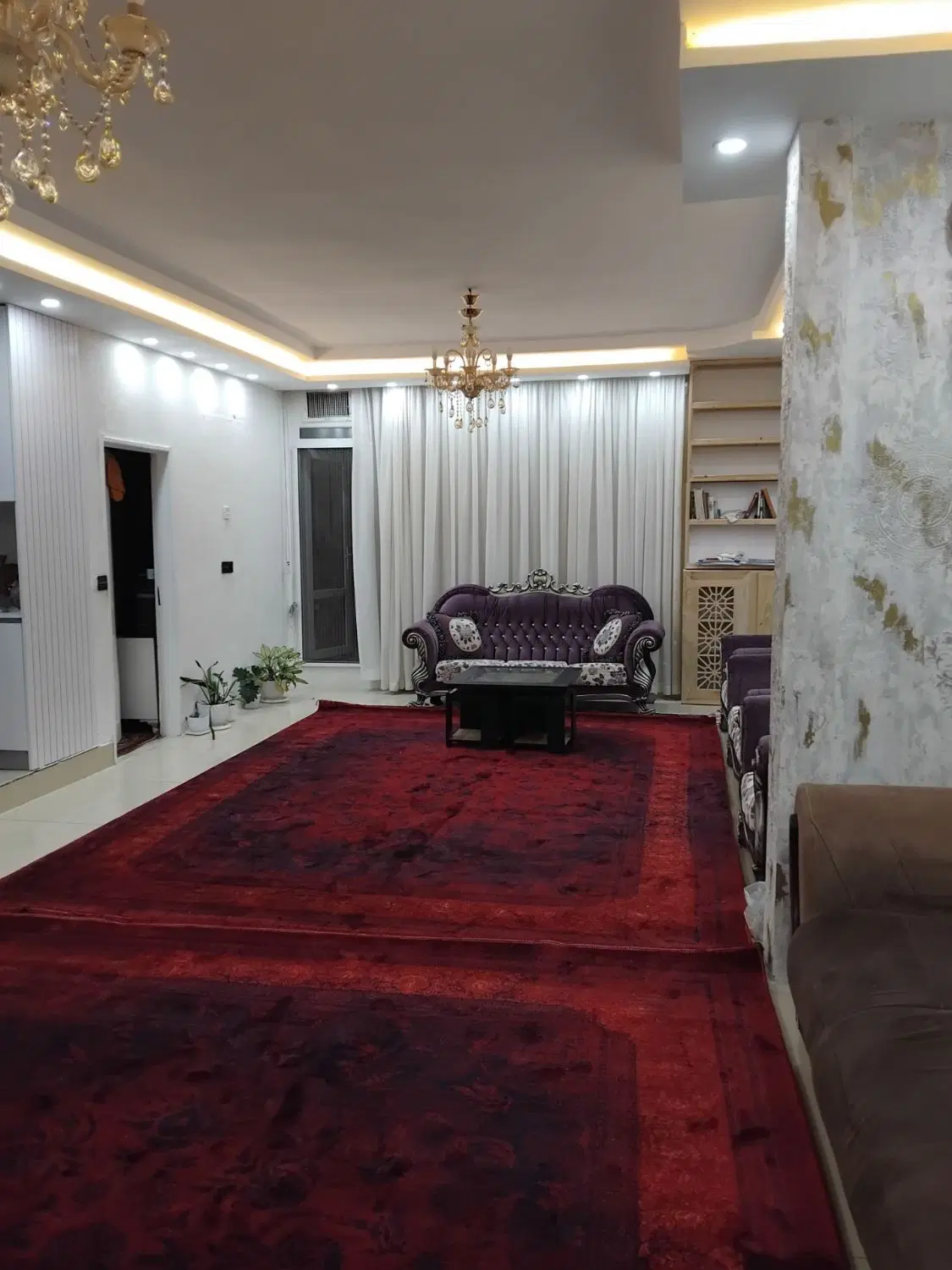 آپارتمان طبقه اول تک واحدی ۱۱۴ متر