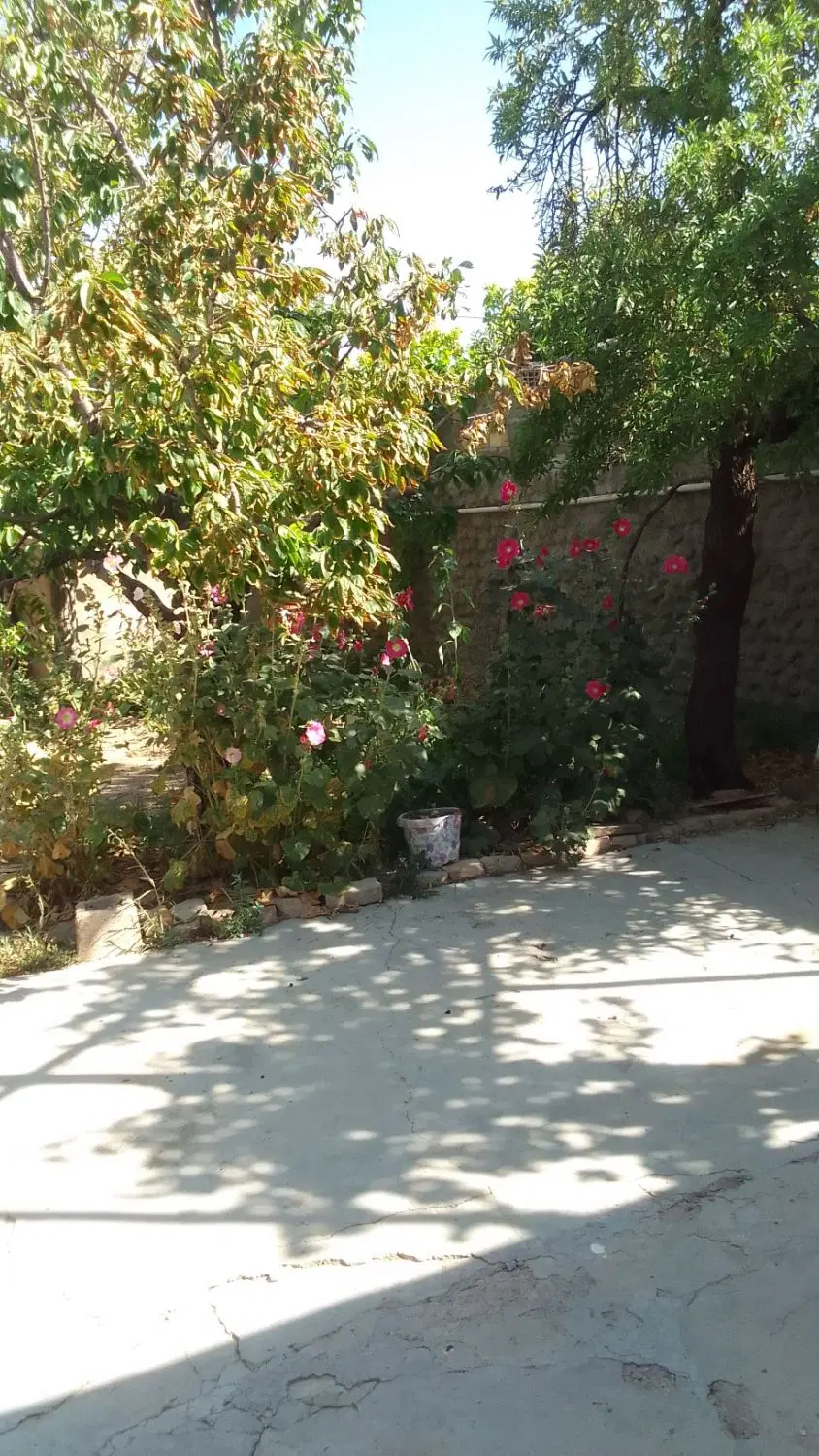 خانه باغ روستایی