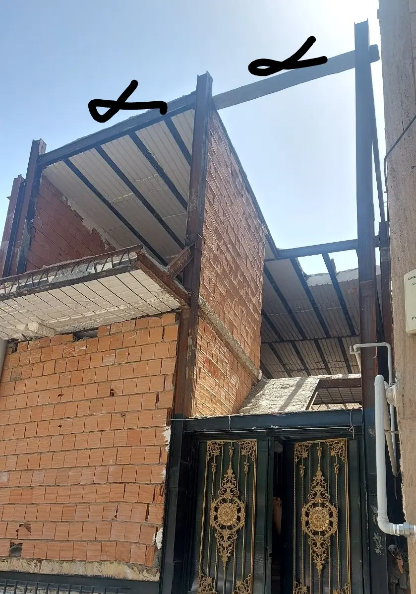طبقه دوم تک واحدی ۱۰۰ متر نساخته ، آماده برای ساخت
