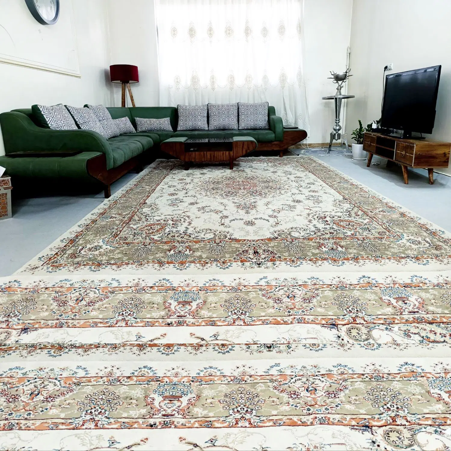 واحد با پارکینگ اختصاصی در چمران_ادب