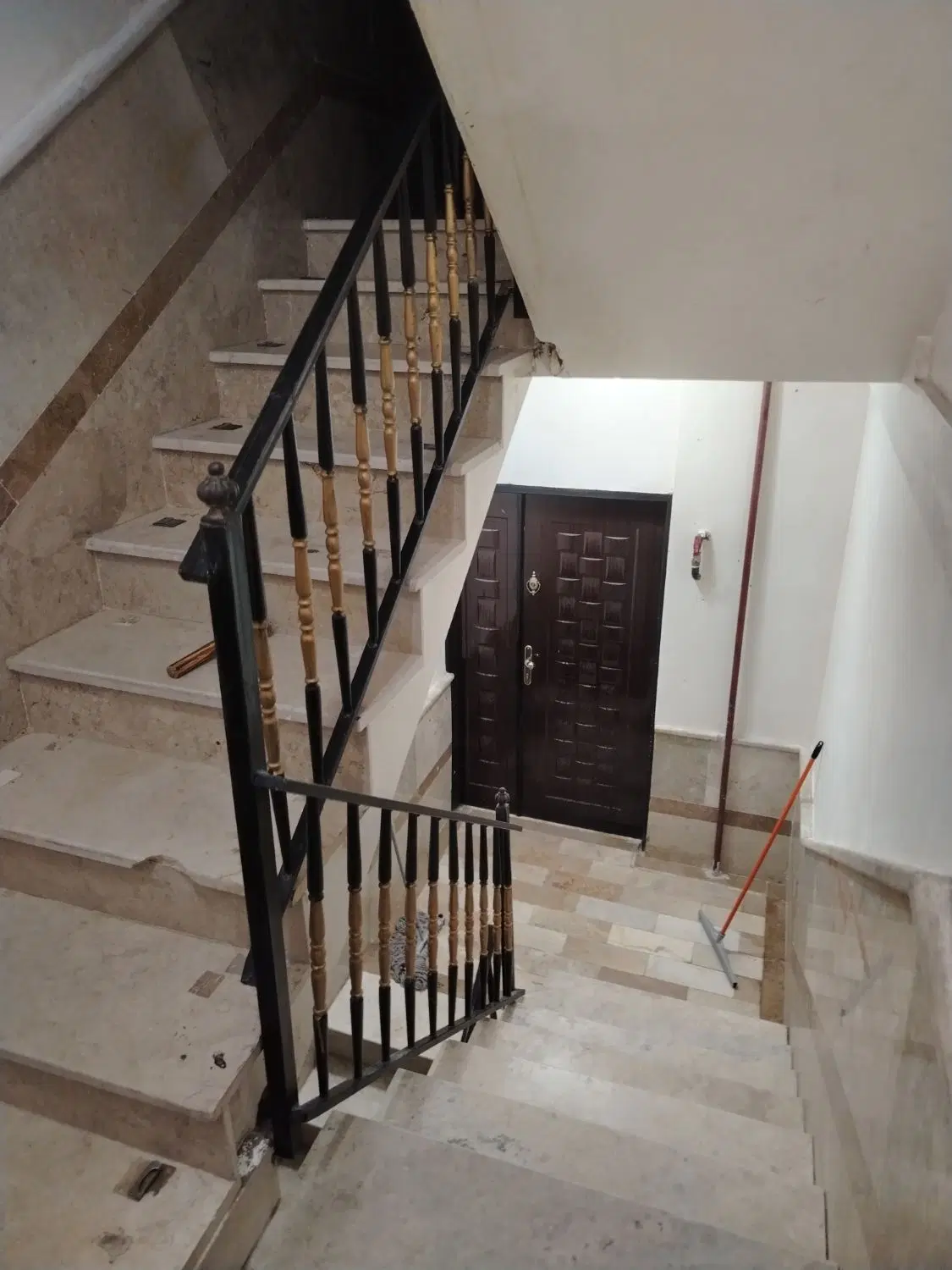 آپارتمان 60متری پارکینگ دار
