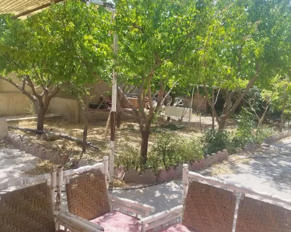 باغ۱۰۰۰متری شاهنامه