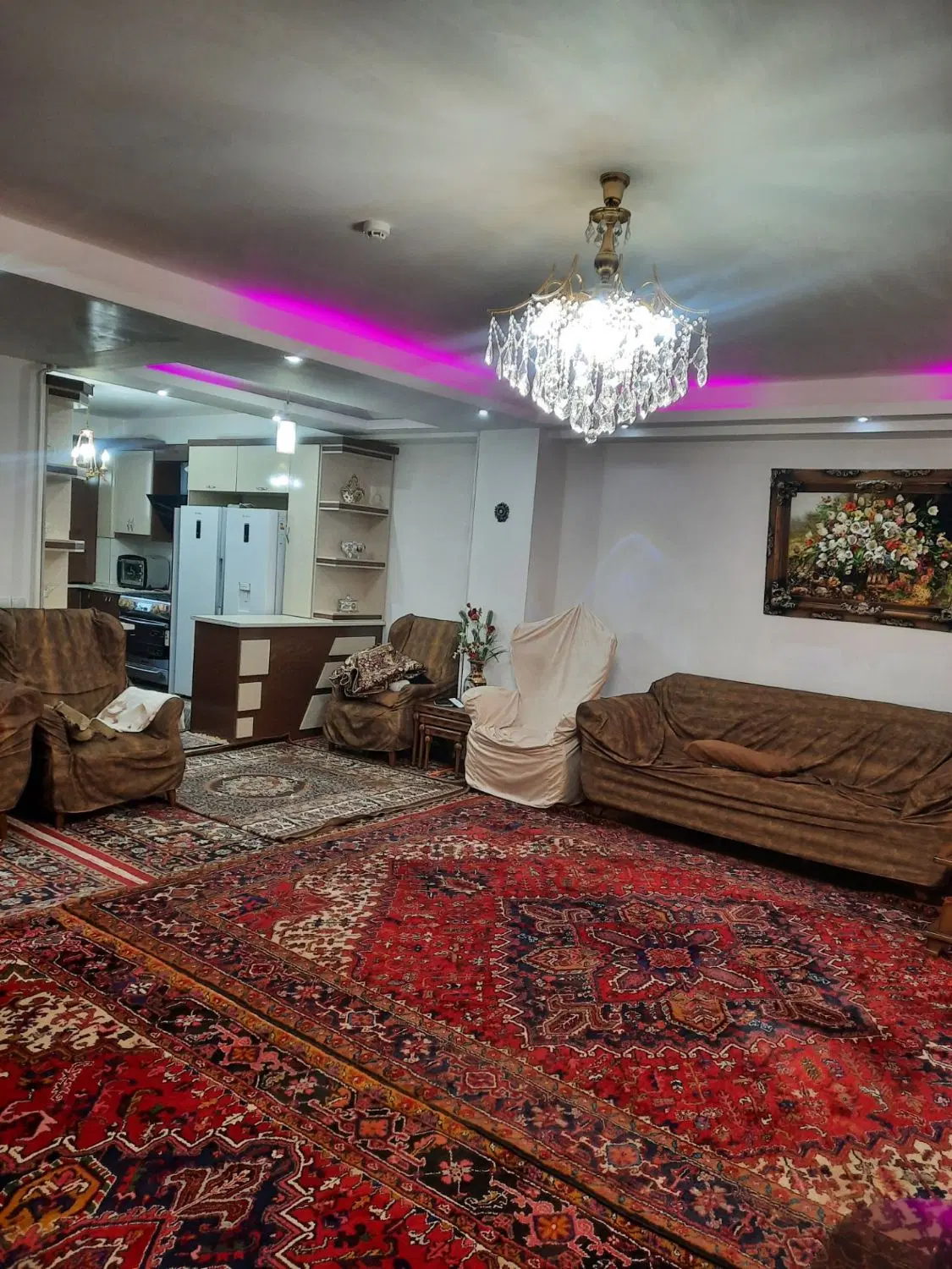 آپارتمان خیابان پرورش