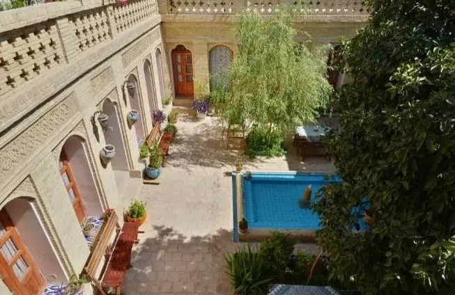خرید فروش تخصصی  خانه های سنتی  در متراژ مختلف
