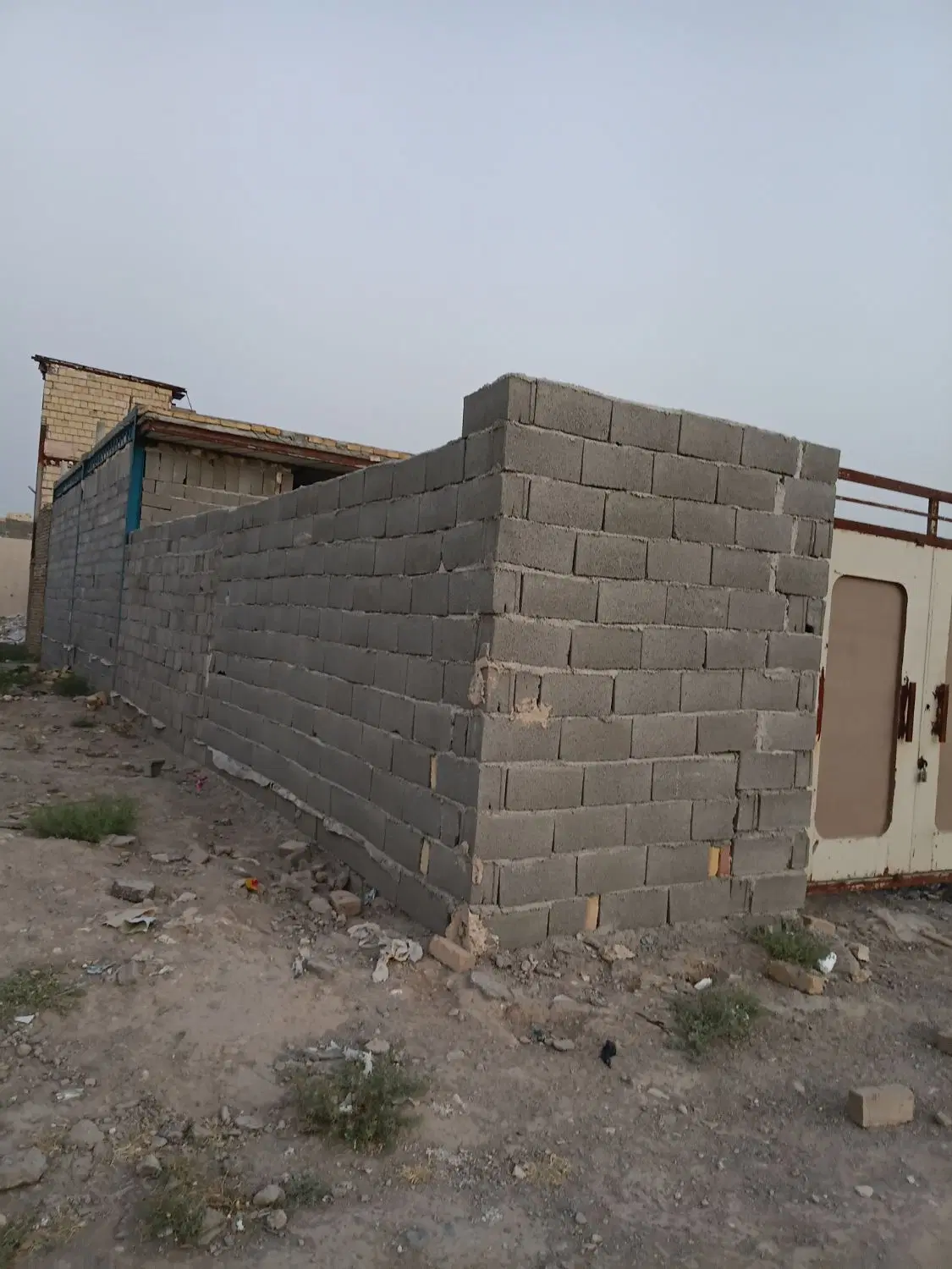 زمین دارای سقف رهن واجاره
