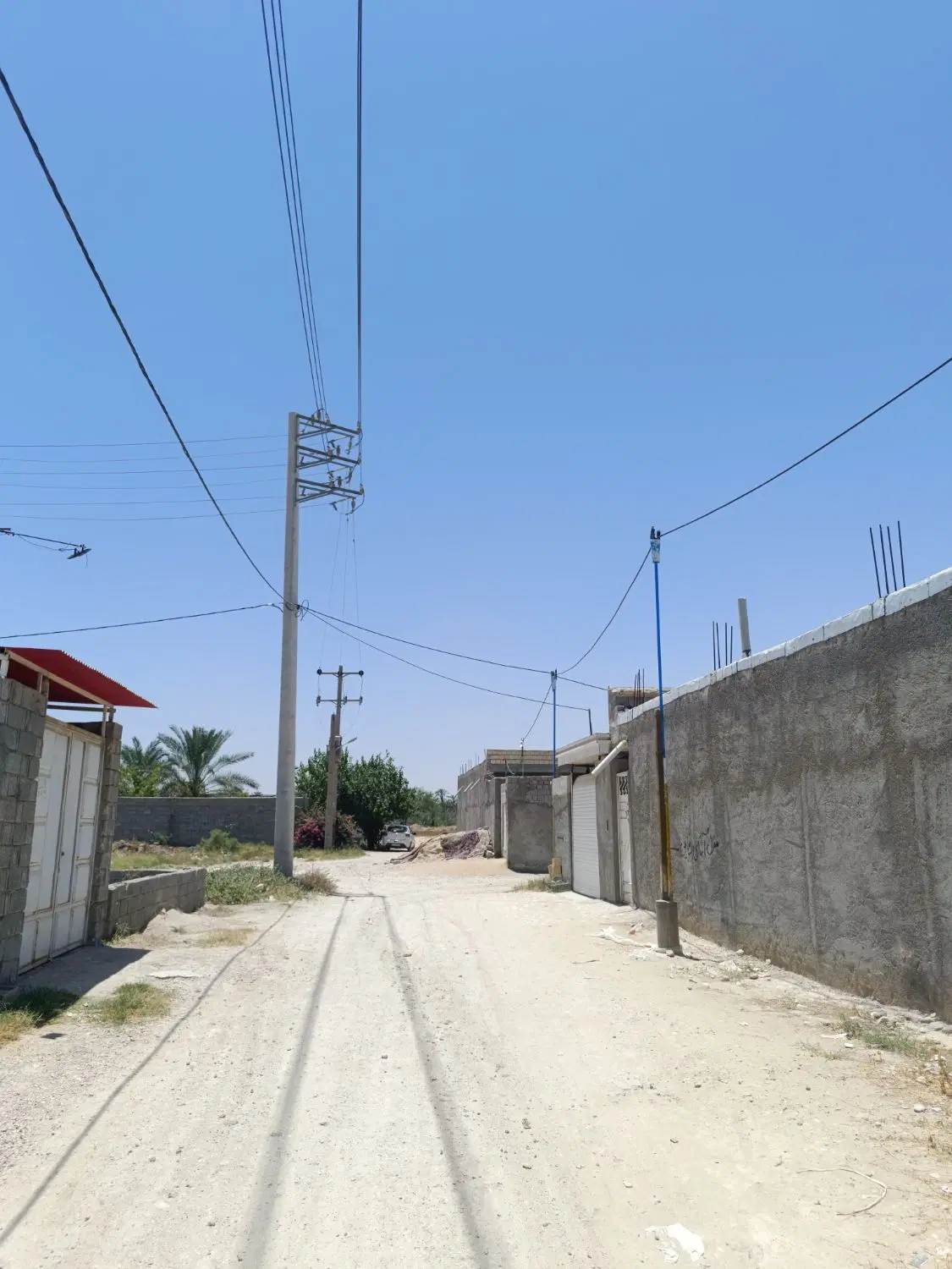 زمین 183 متر خضر ، والفجر غربی