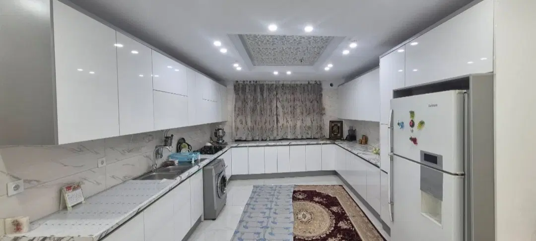 آپارتمان نوساز ۱۴۰ متری،لقمان جنوبی