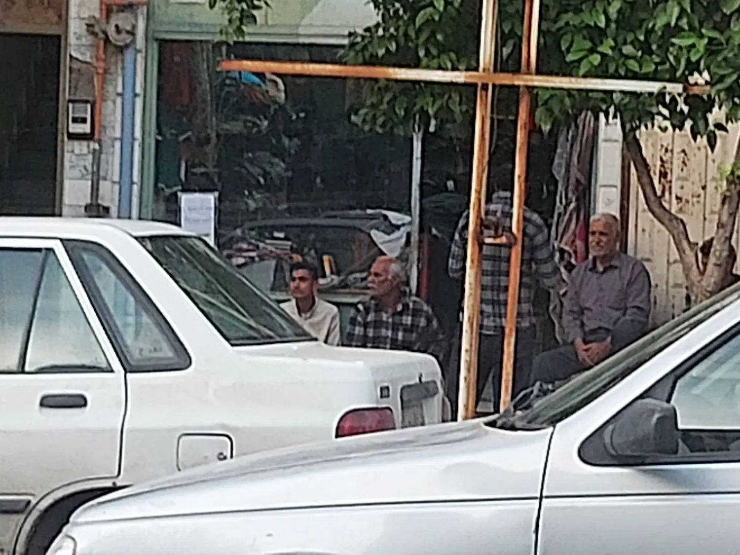 اجاره یا رهن کامل مغازه ۵۰ متری