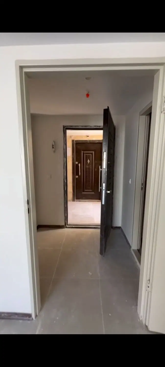 فروش آپارتمان ۱۱۳ متر نوساز فاز ۴ اندیشه
