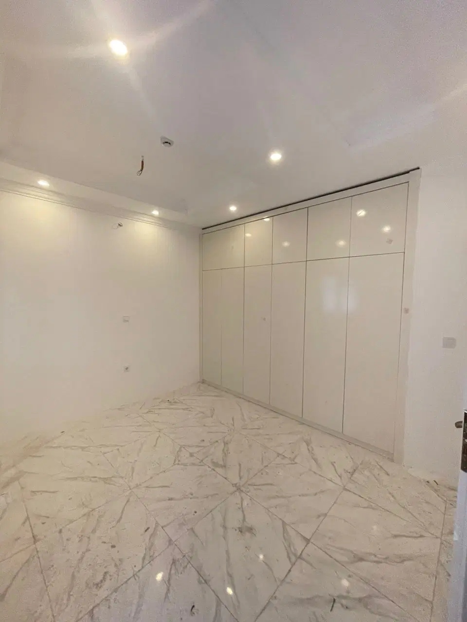 اجاره آپارتمان 125 متری تکواحدی دوخواب، هراز، طبری