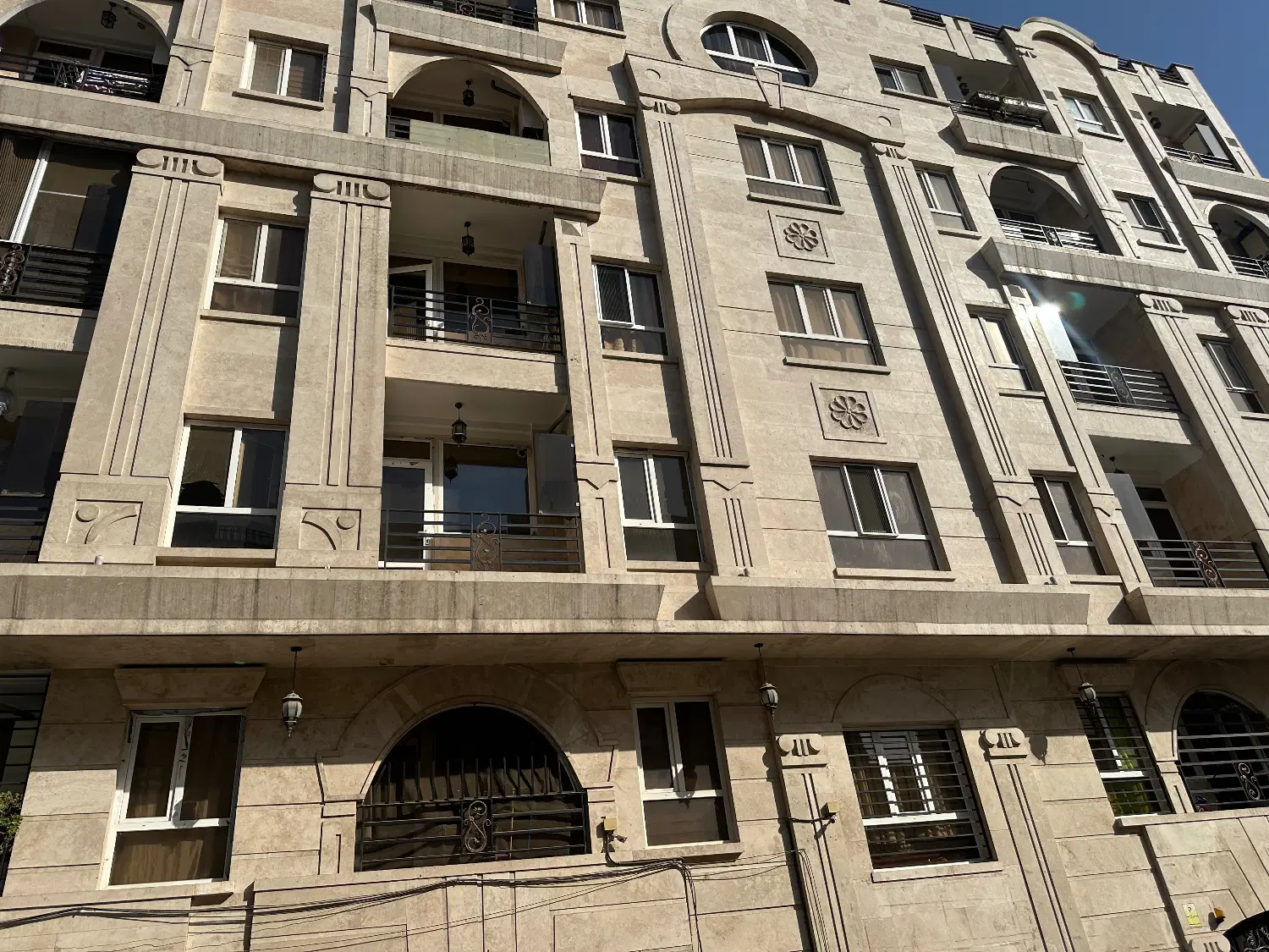 اپارتمان ۸۴ متری