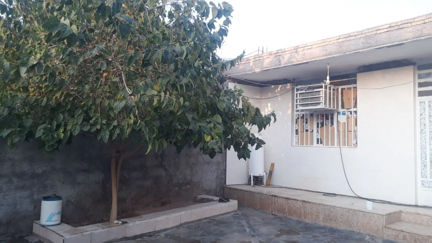 رهن کامل خانه ویلایی در ریل وی
