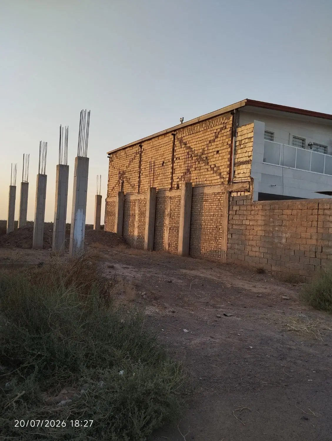 زمین مسکونی