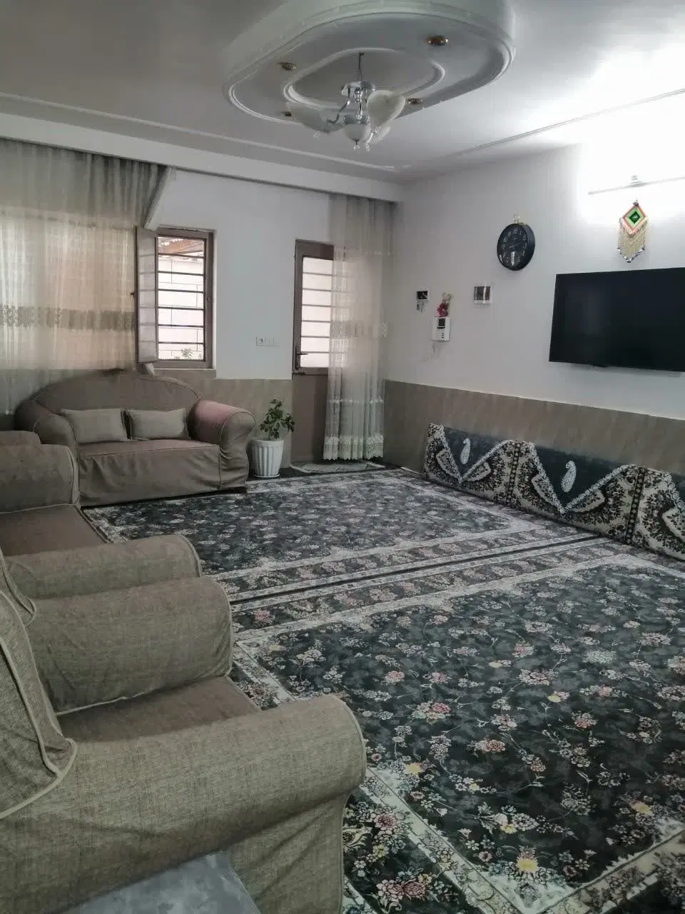 همکف شعبانیه،خیابان نرجس
