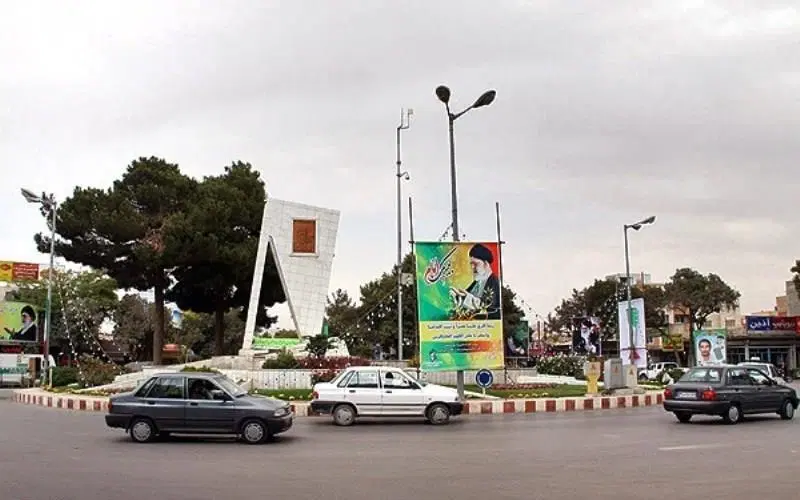 مغازه میدان کارگر