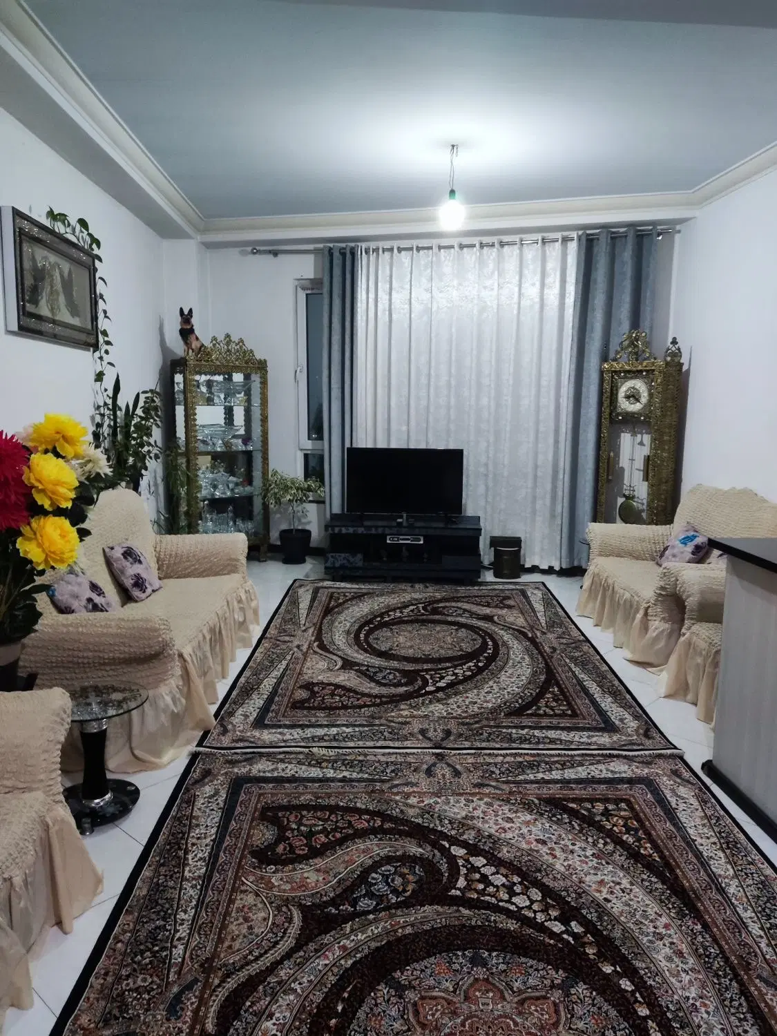 یک واحد آپارتمان ۸۰متری فروشی رودهن