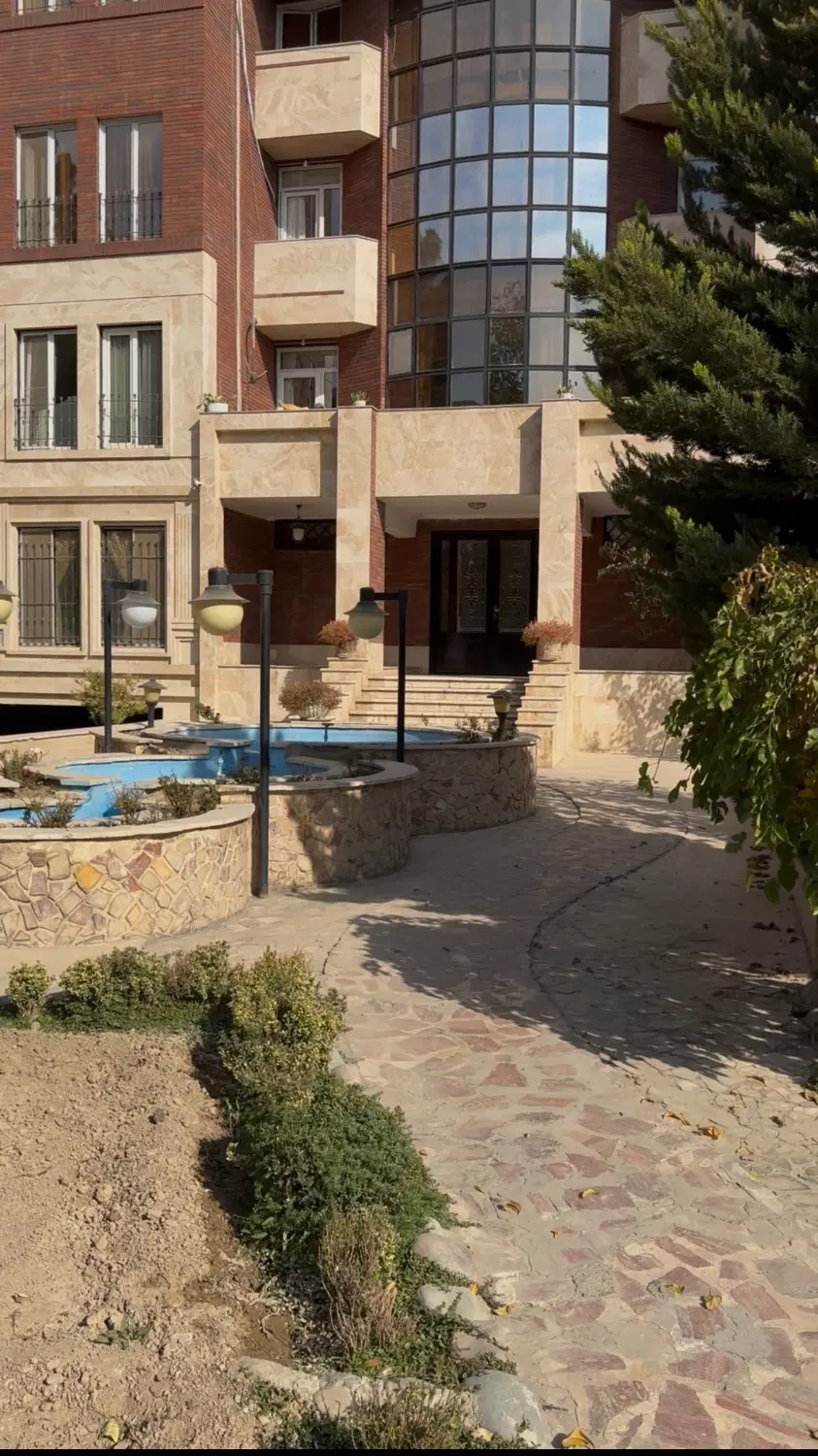 آپارتمان مهرشهر فاز یک