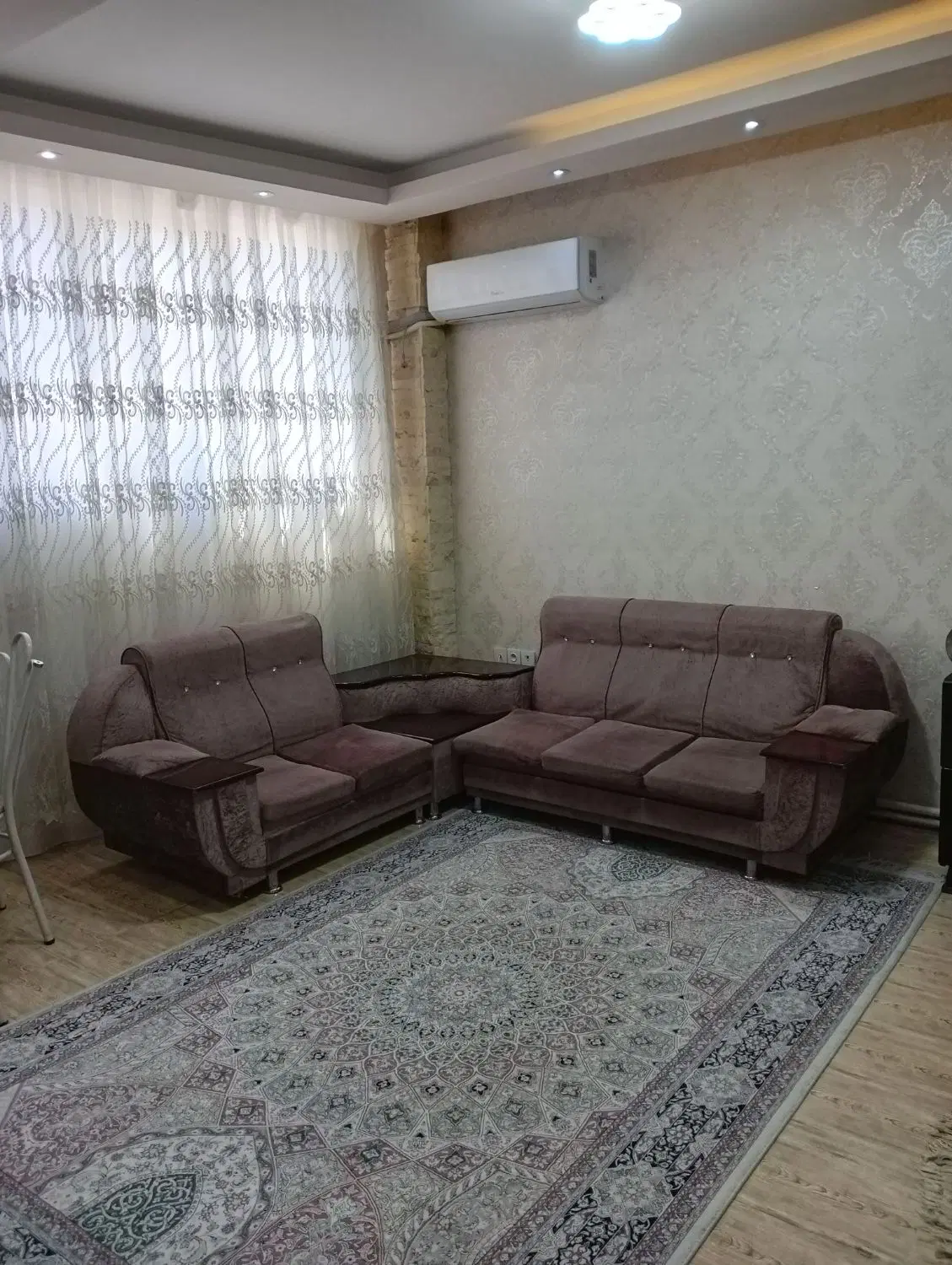اجاره واحد ۶۰متری