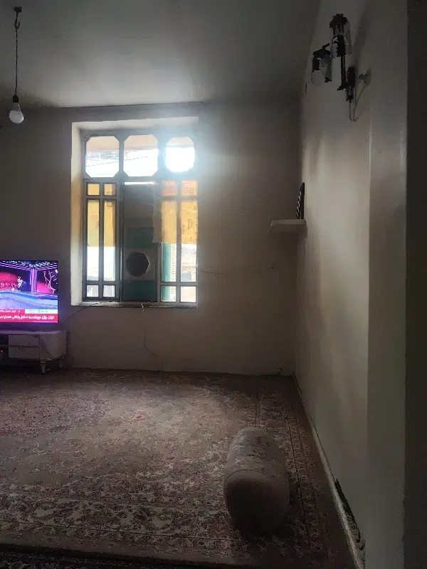 خانه صدمتری