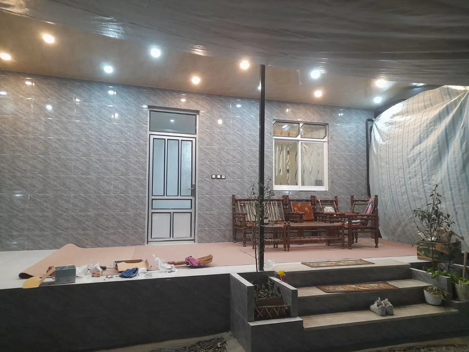 خانه ویلایی خیابان اصلی