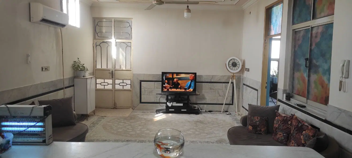 خونه باغ دو طبقه خیابون یل باغ سرسبز