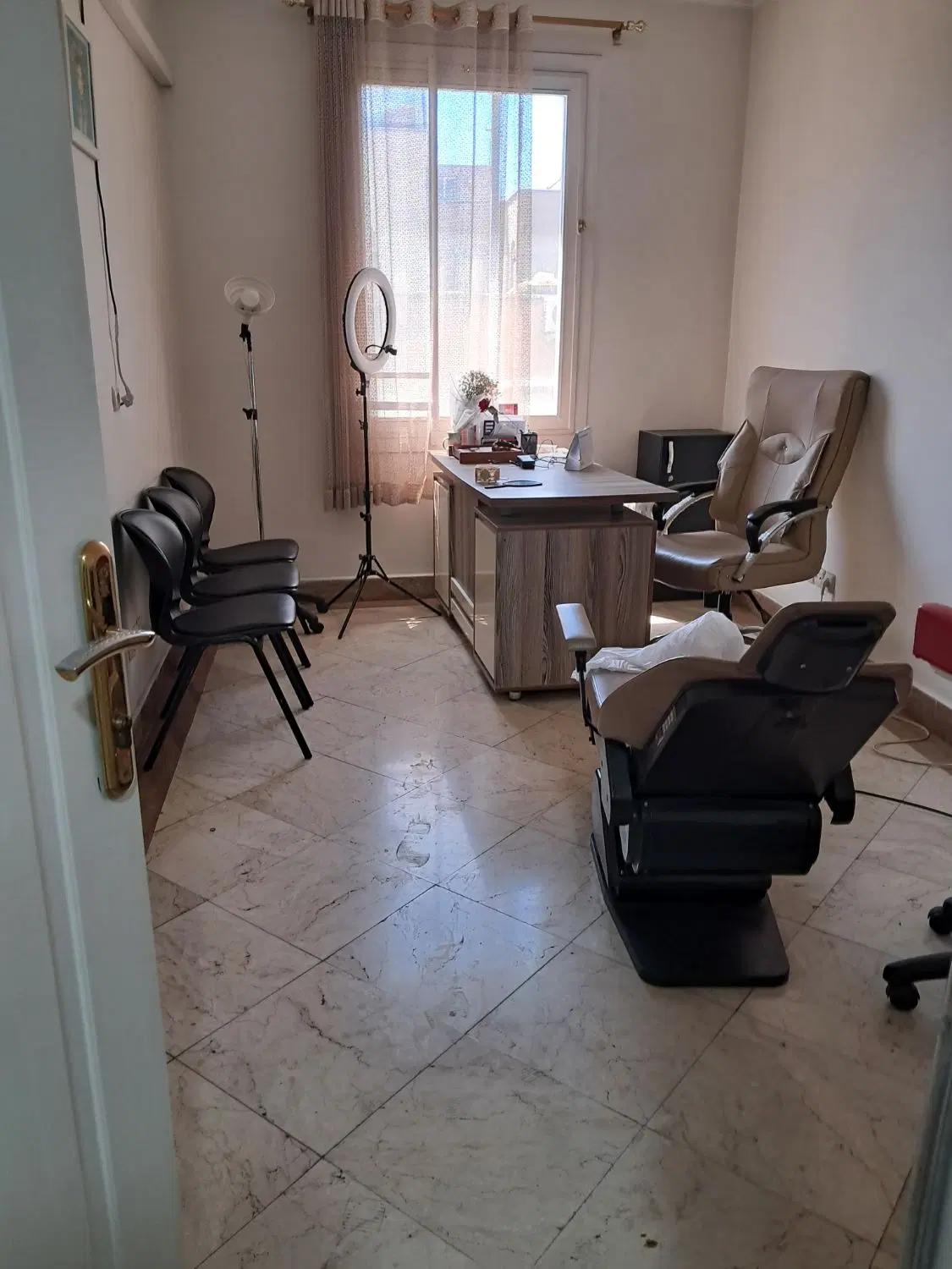 اجاره اتاق در مطب زیبایی پوست و مو