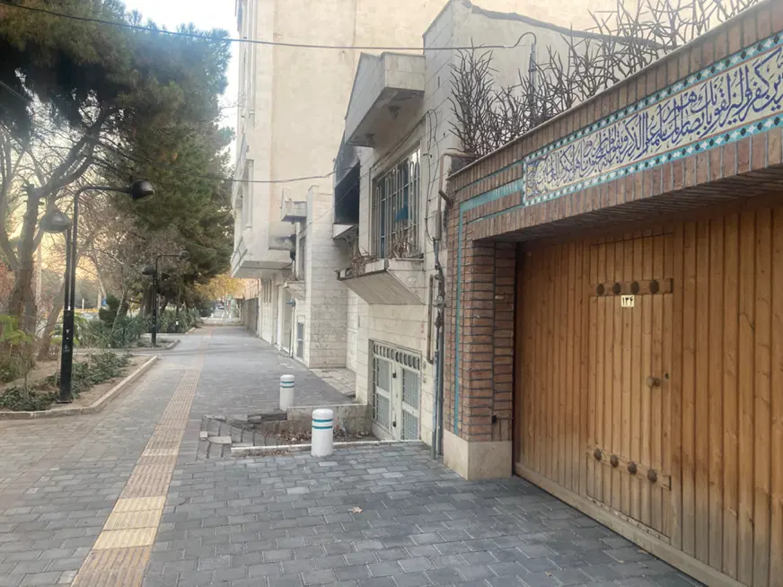 رضاشهر،حاشیه کلانتری ،ویلایی کلنگی