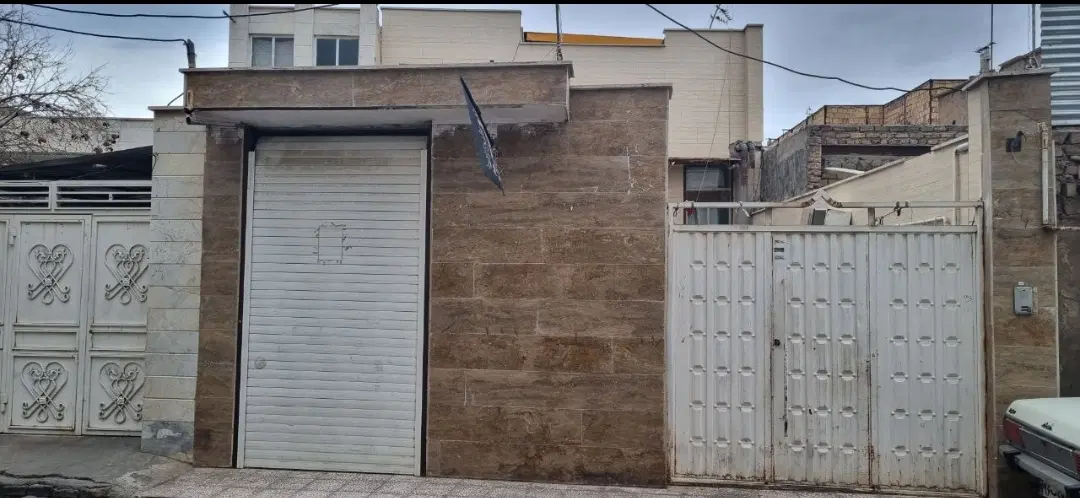 ۱۶۰متر۶دانگ۳طبقه