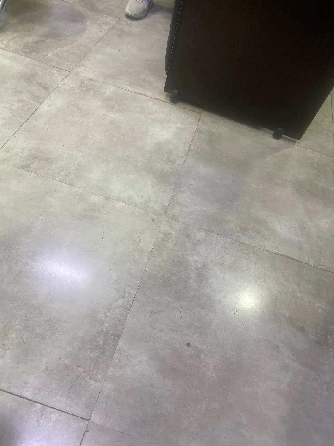 مغازه تجاری آسیاب برجی