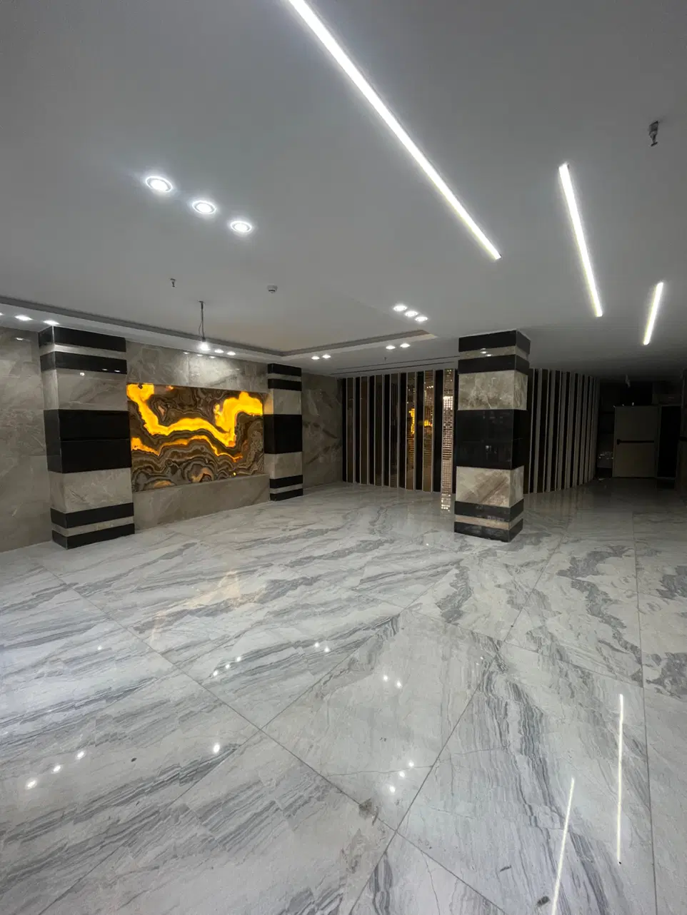 ۱۳۵متر بلوارارم_سنداماده_۲خواب بدون مشابه زیرقیمت