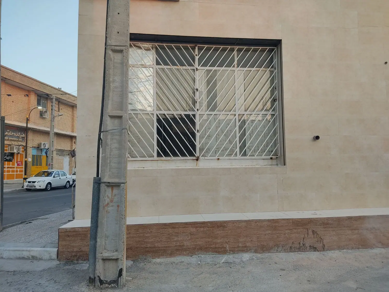 اجاره واحد تجاری