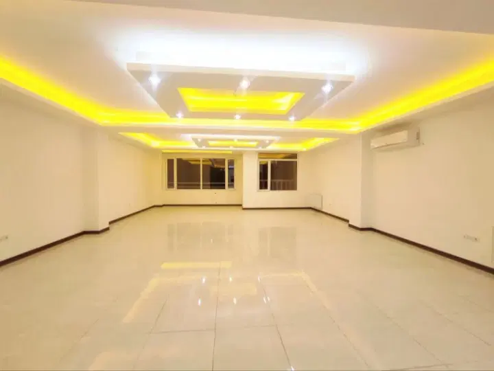 اپارتمان طبقه اول