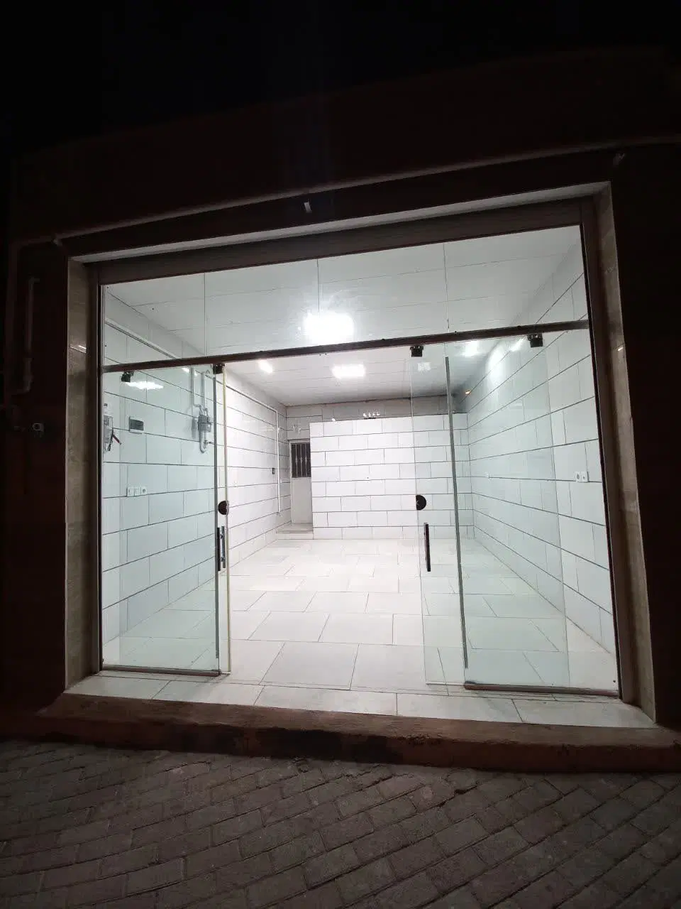 اجاره مغازه بلوارالهیه حاشیه خیابان ارکیده