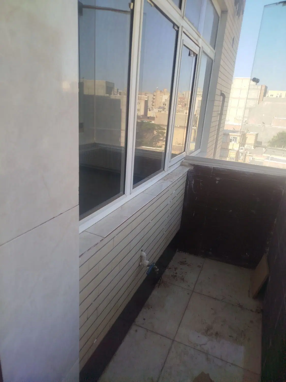 یک واحد اپارتمان ۶۳ متری