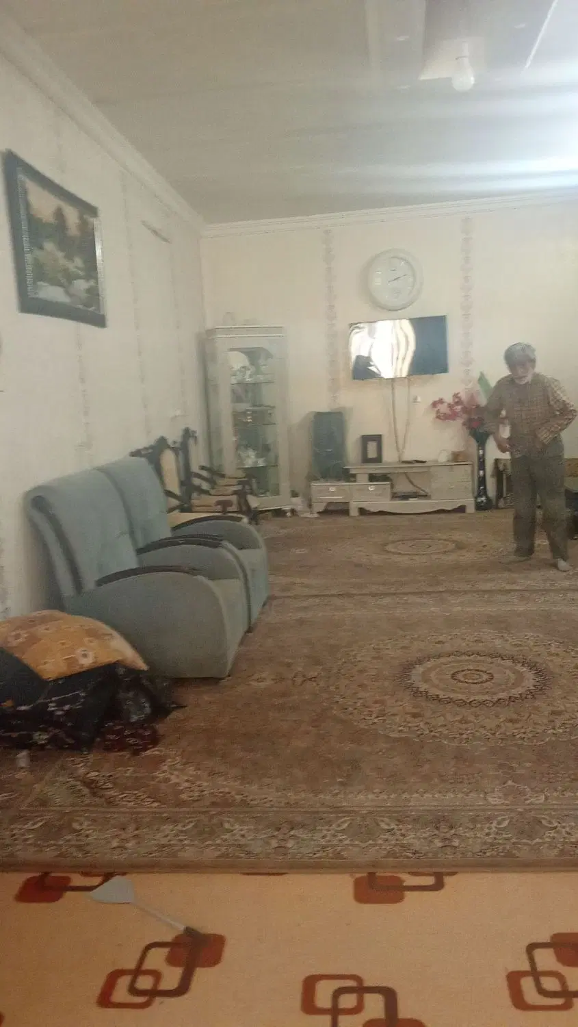 خانه ویلایی 135 متری کاملا نو ساخت 2 خوابه