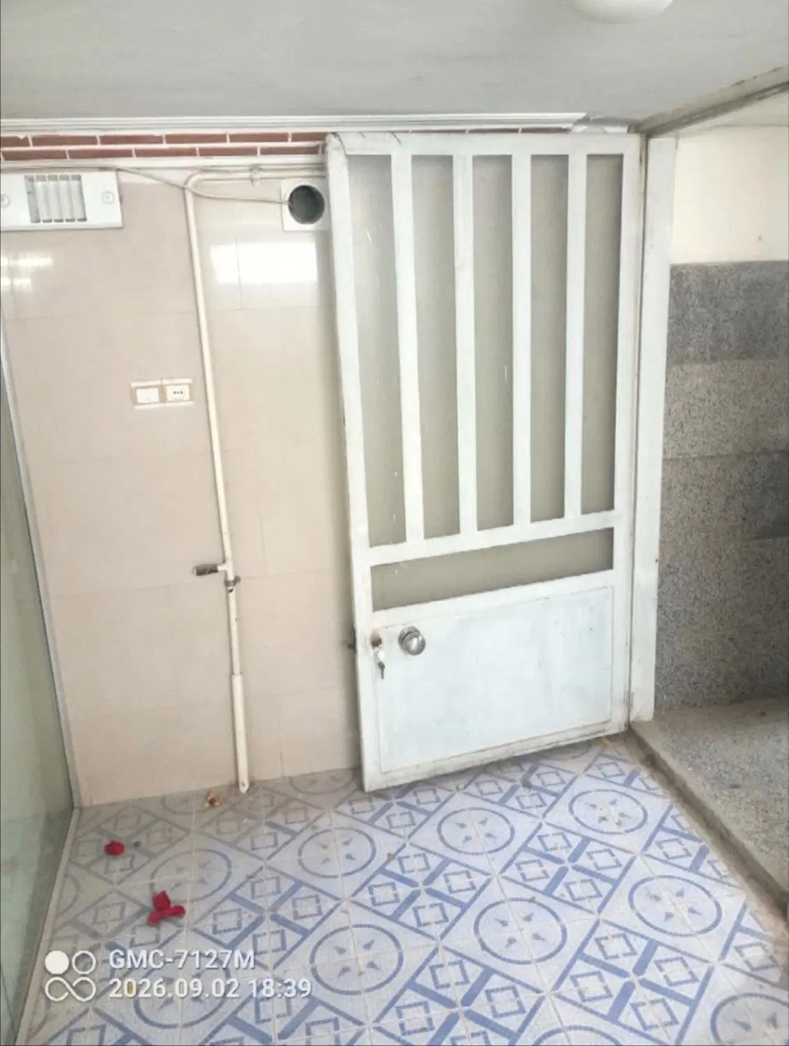 اجاره دوپوشه (بالکن) مغازه توضیحات بخوانید