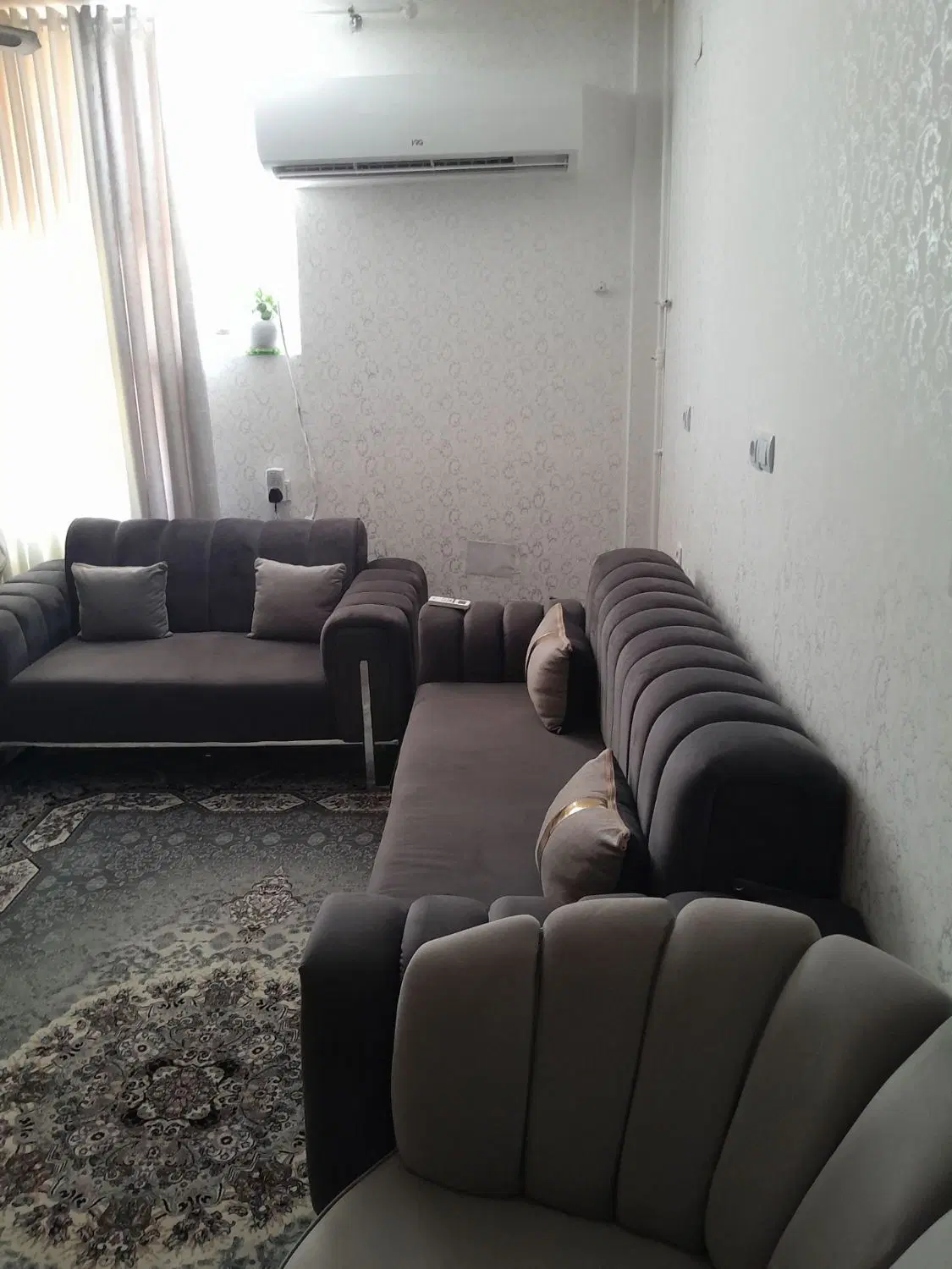 خونه اپارتمانی طبقه اول فروشی