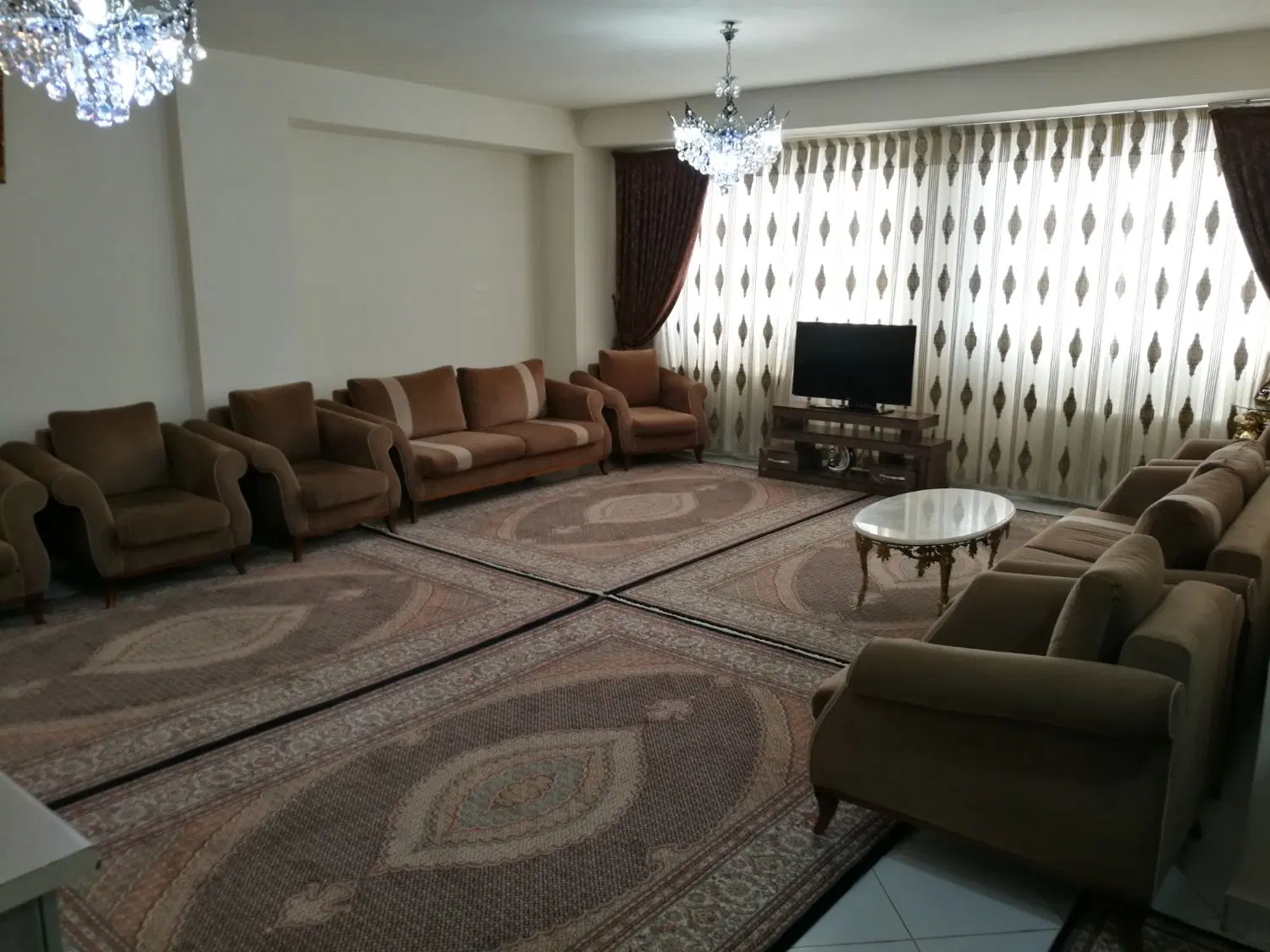 آپارتمان ولیعصر برج شفق