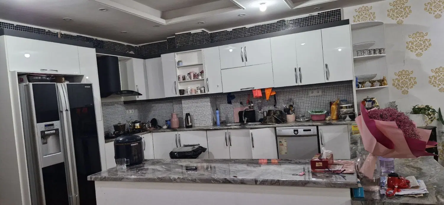 فروش آپارتمان 226 متری باهنر -آموزگار