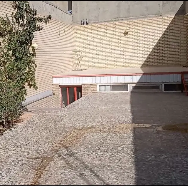ویلایی بامغازه