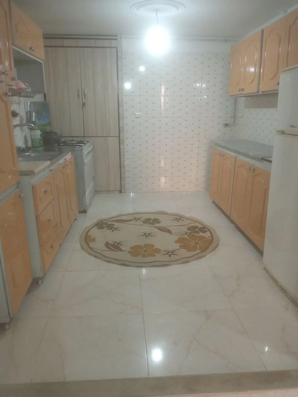 خانه هشتاد متری مرتب و تمیز