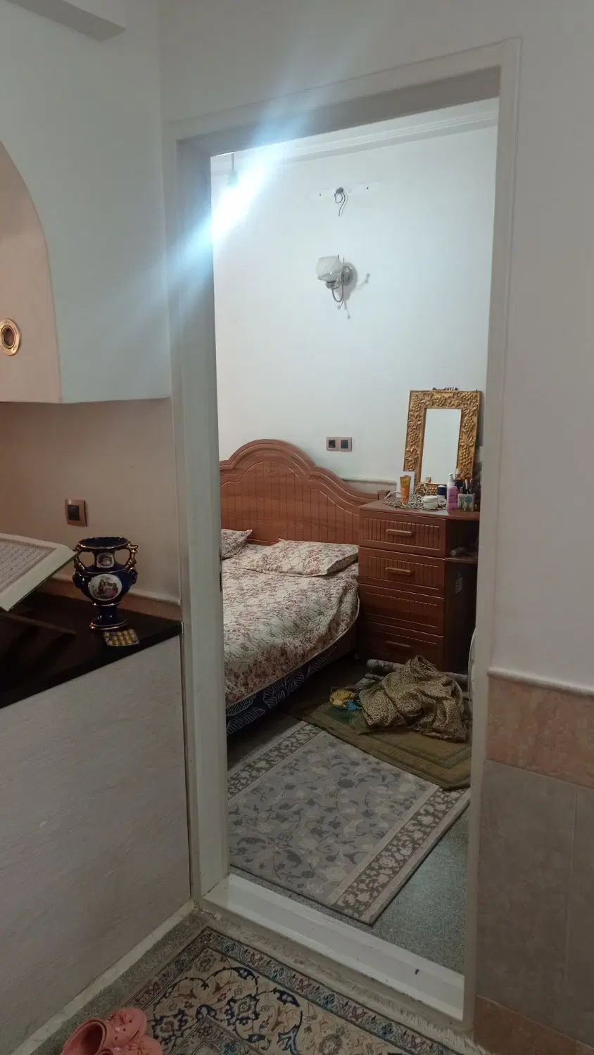 خانه همکف بدون پله با حیاط