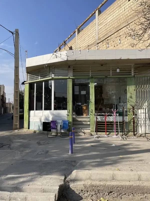 زیرزمین 22 بهمن دولت آباد