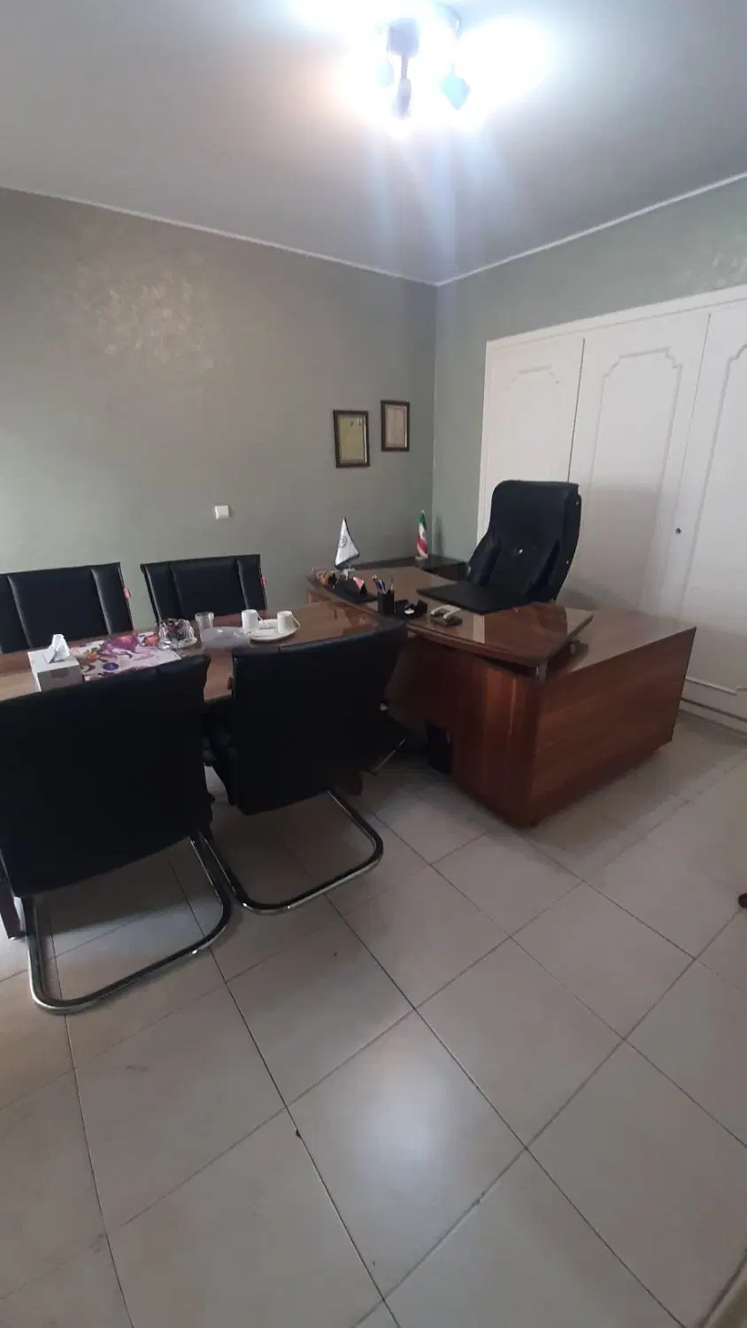 اجاره اتاق کار