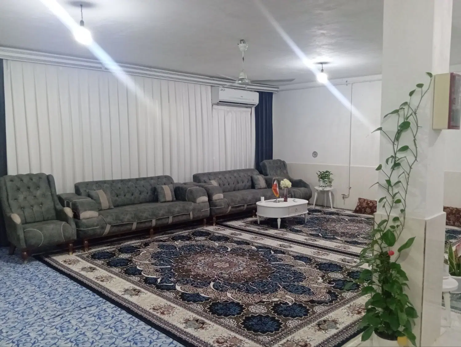 فروش حیات ویلایی دهقاید