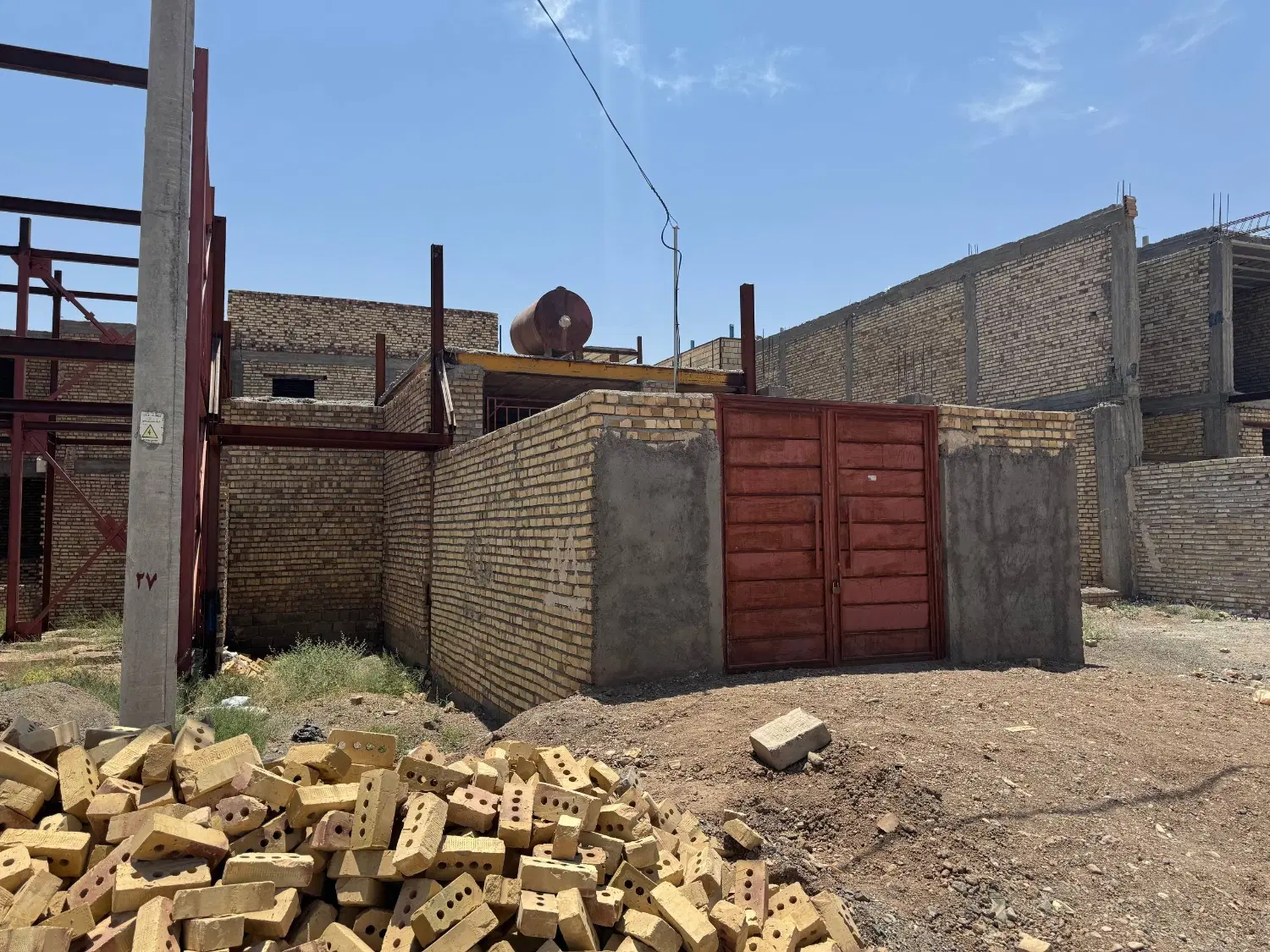 مسکن ملی حاشیه پاسداران