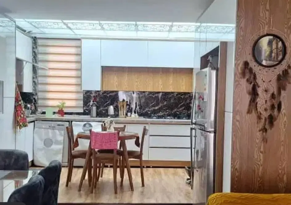 90متر 2خواب فول امکانات